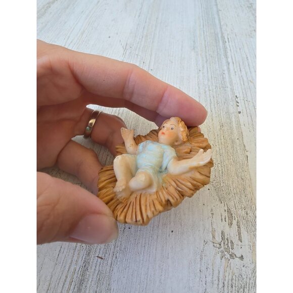 Vintage baby Jesus crib manger AS IS nativity - Picture 2 of 7